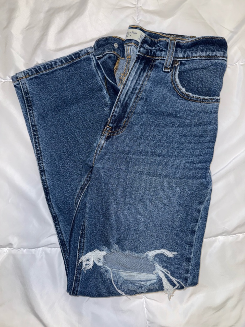 Abercrombie The Mom High Rise Jeans